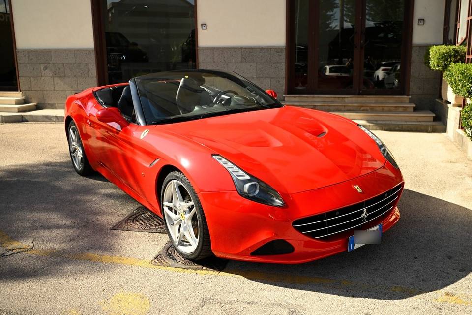 FERRARI CALIFORNIA T
