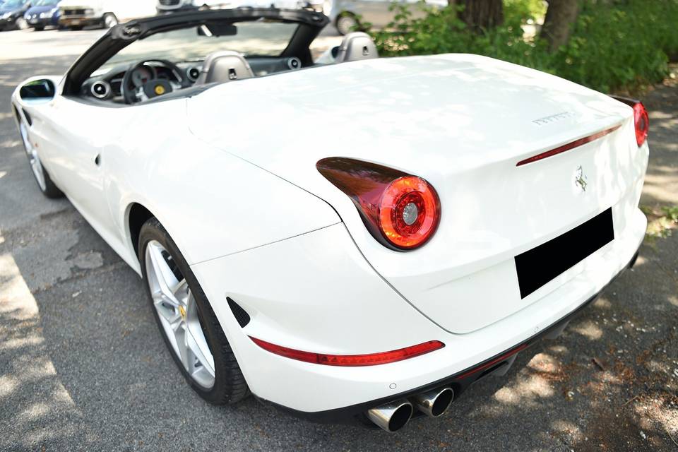 Ferrari California T