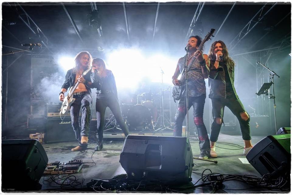 Band live