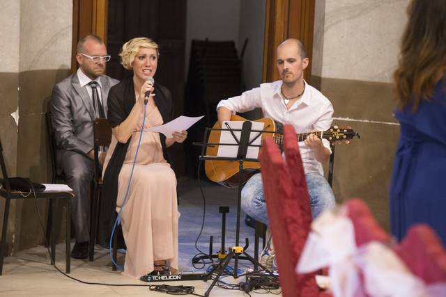 Luciana Cantante per Cerimonia in Chiesa