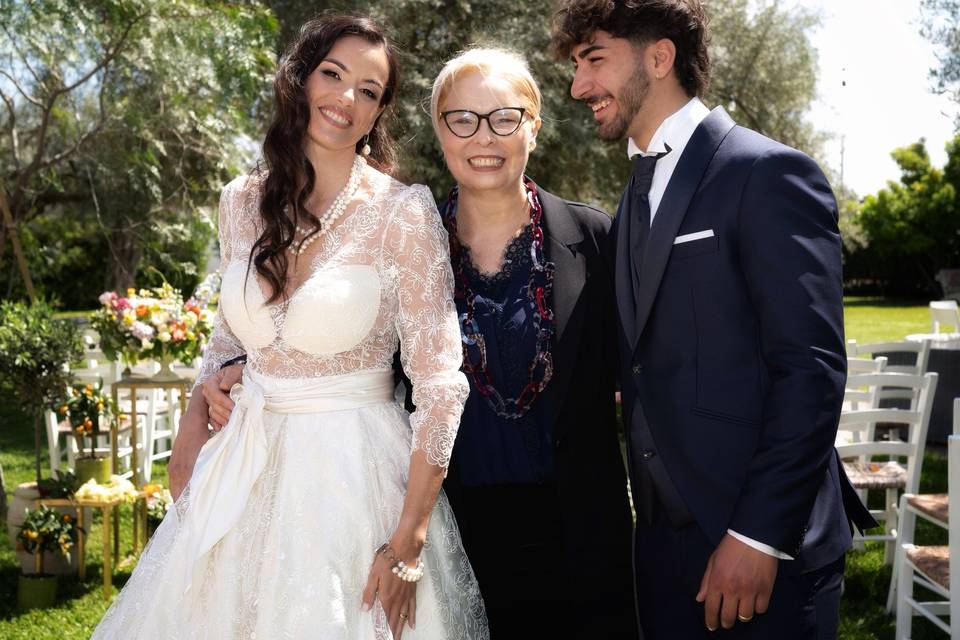 Celebrante Con gli sposi