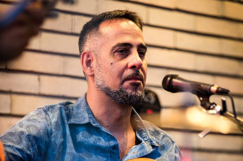 Chitarra acustica