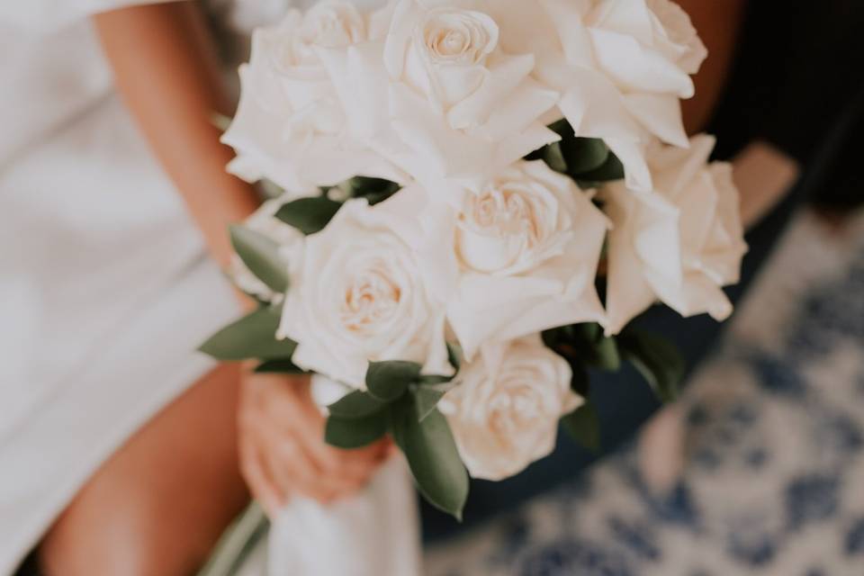 White roses bouquet