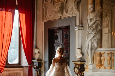 Getting ready bride  villa