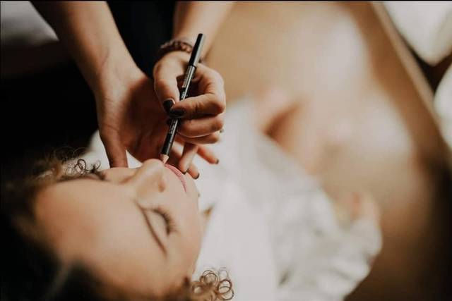 Bridal make-up