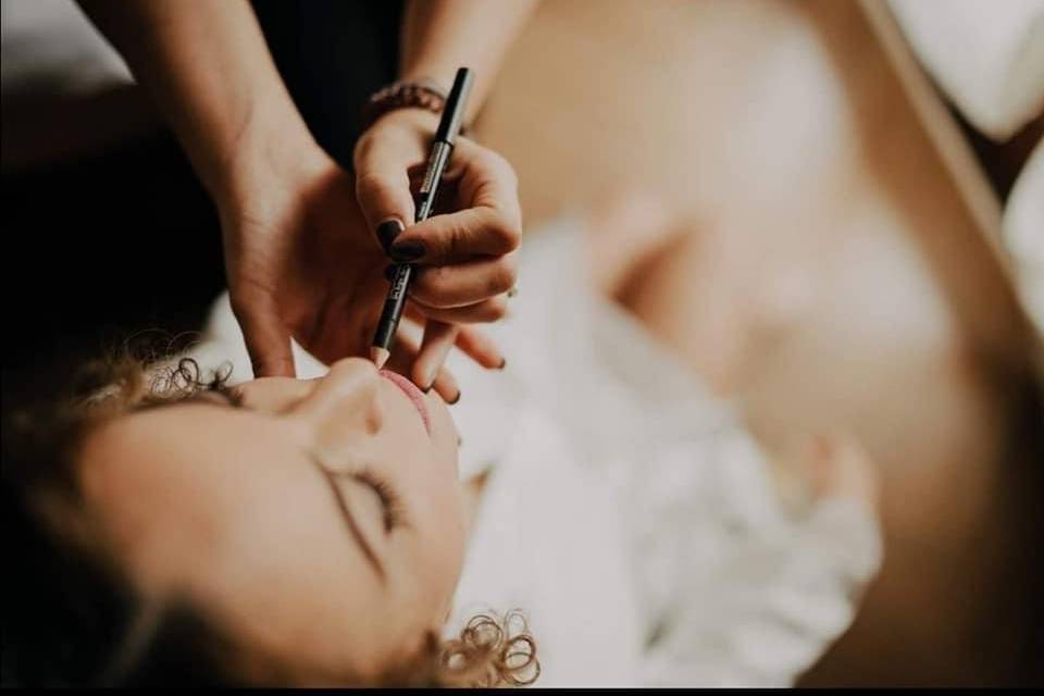 Bridal make-up