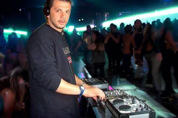 Dj Selection