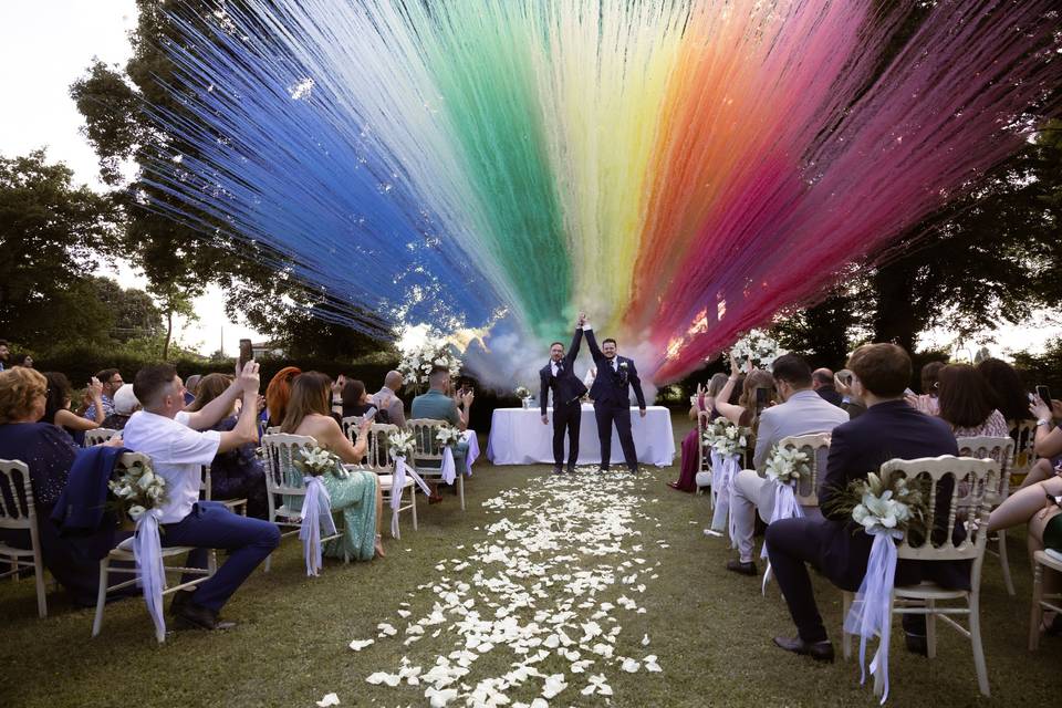 Color explosion