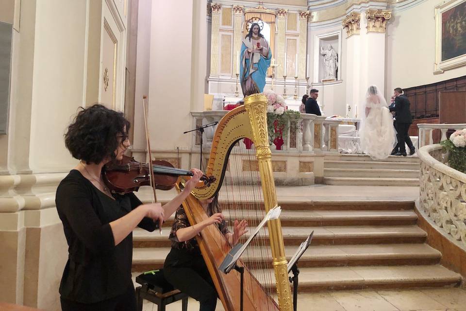 Arpa e violino, rito religioso