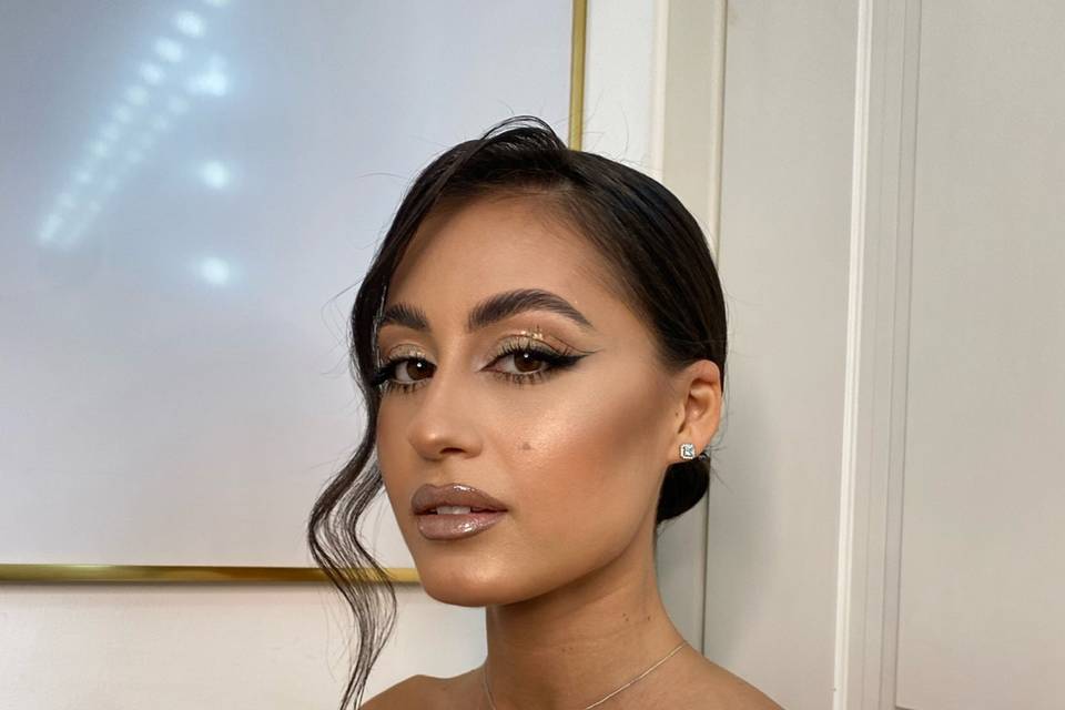 Bridal Stylist