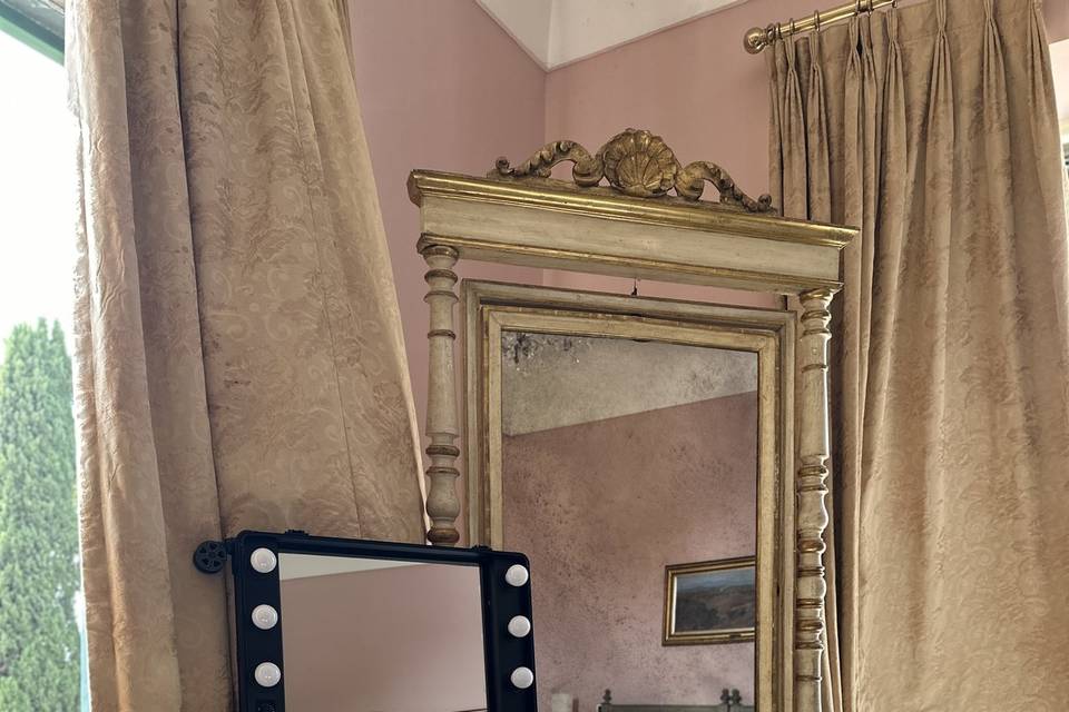 Bridal Stylist