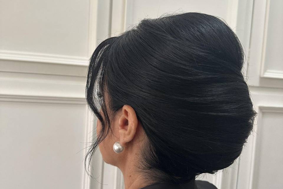 Bridal Stylist