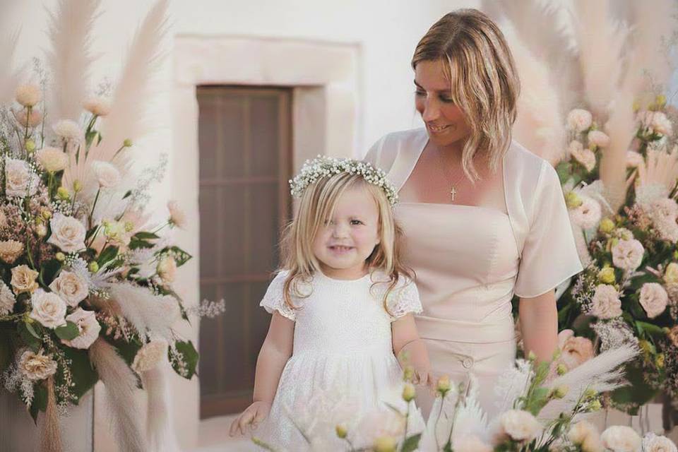 Flower girls wedding
