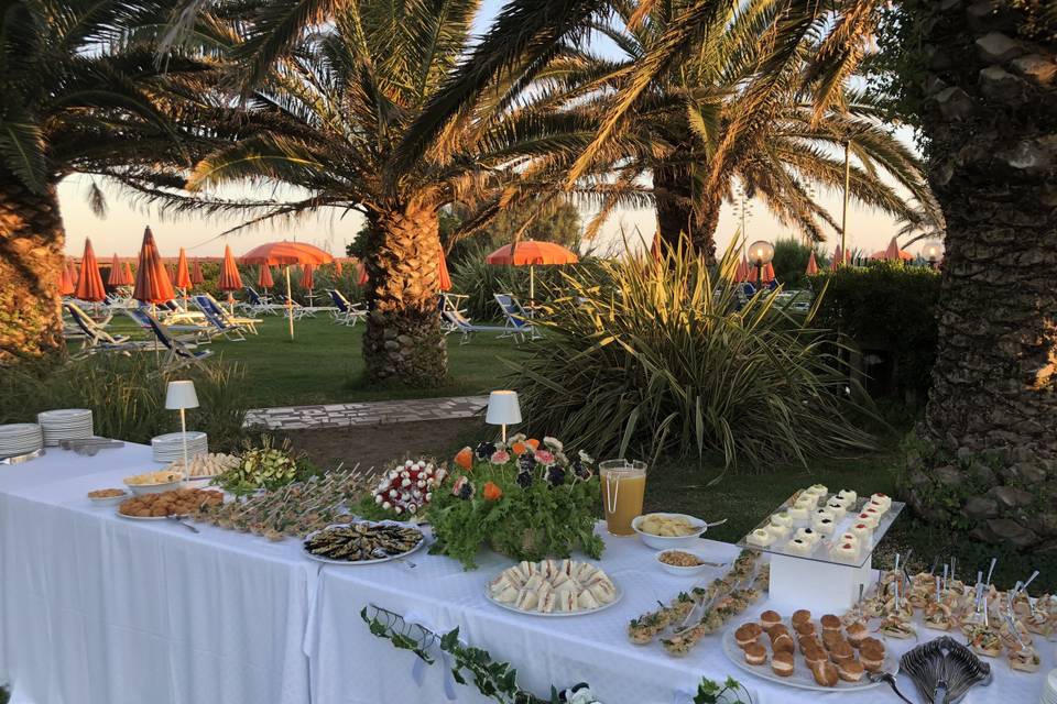 Aperitivo in giardino