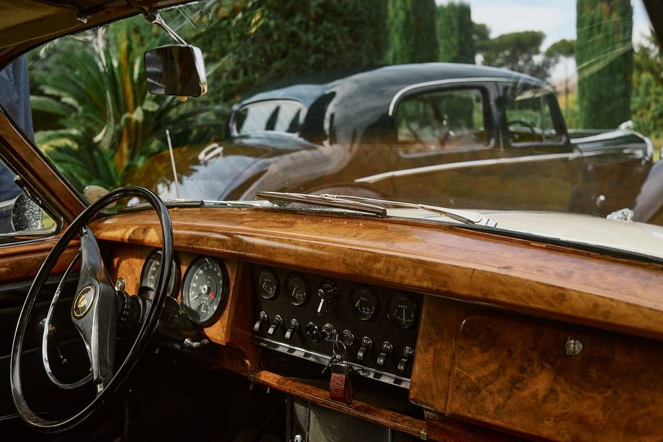 Jaguar MK2 interiors