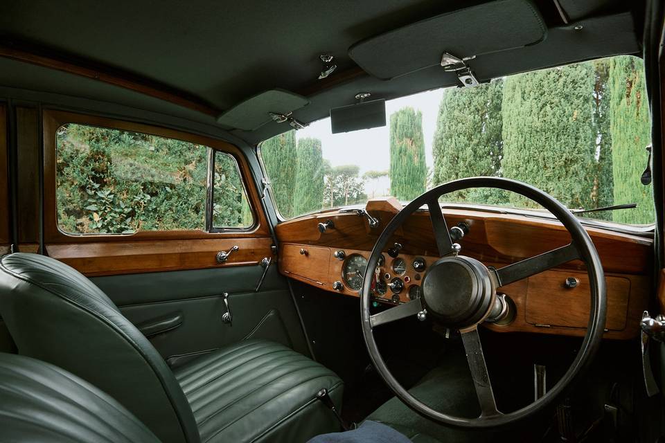 Jaguar MK IV interiors
