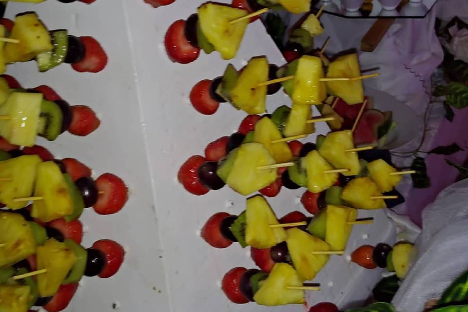 Piramide di frutta