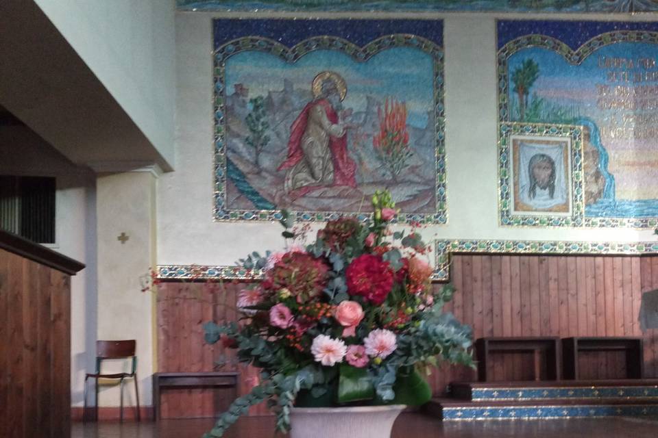 Composizione laterale altare