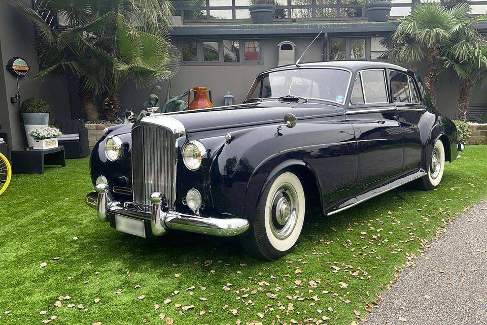 Noleggio Bentley Silver Cloud II