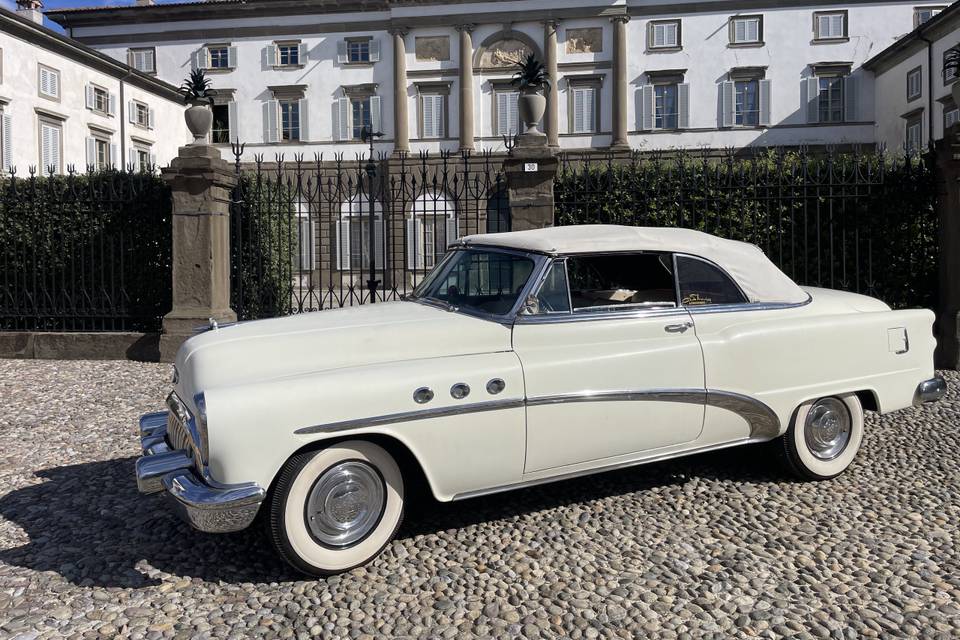 Noleggio Buick Eight Roadmaster