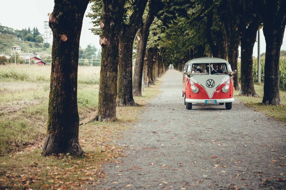 Noleggio Pulmino Volkswagen Vintage - Santuario della Madonna di Prada