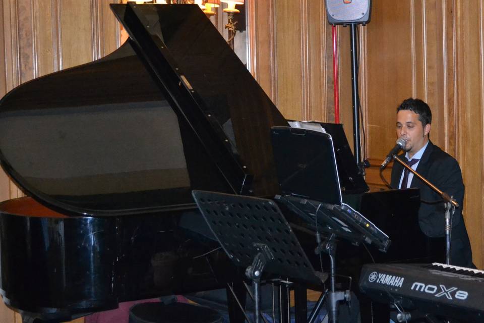 Marco - Piano e voce