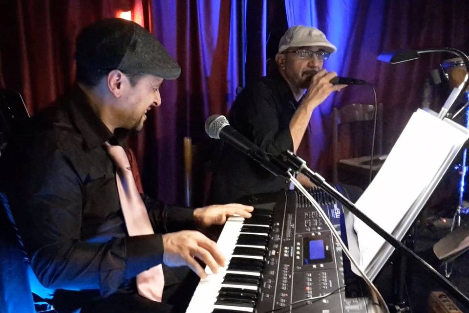 Federico & Bruno voice & Piano