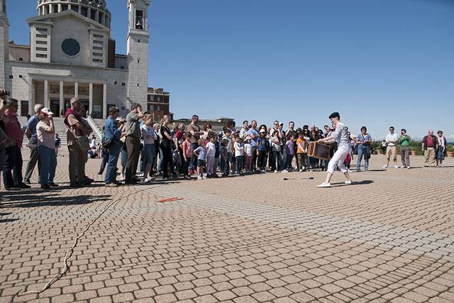 Magic Oscar - Mimo con valigia