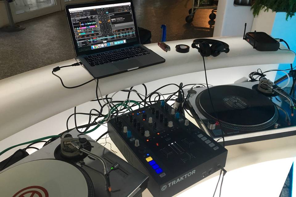 Digital dj