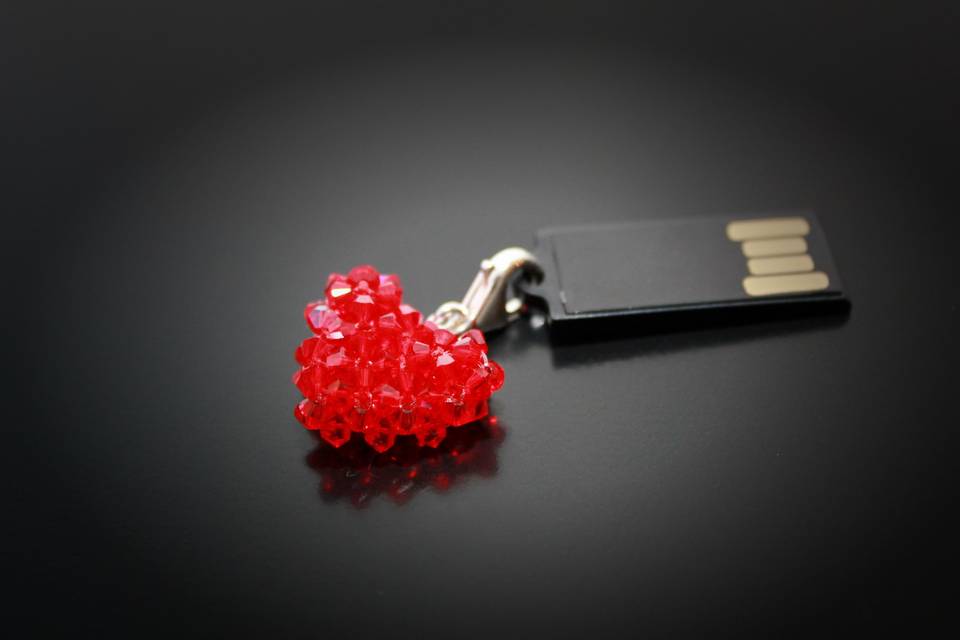 USB-CHARMS M14: Swarovski