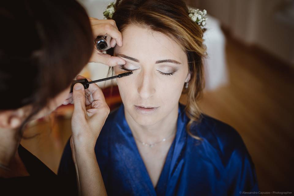 Make up weeding