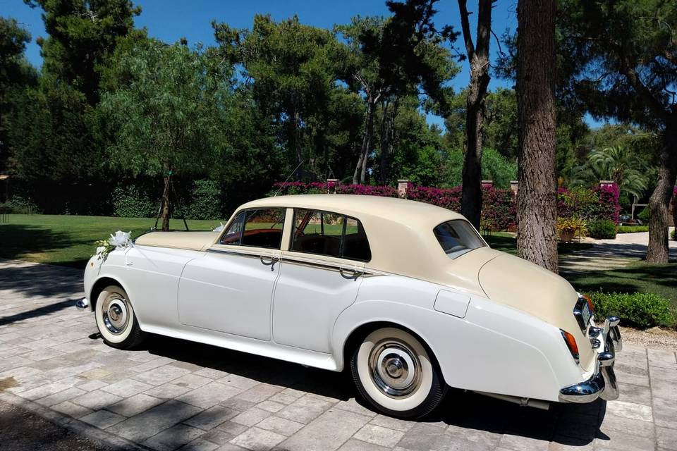 Bentley S2