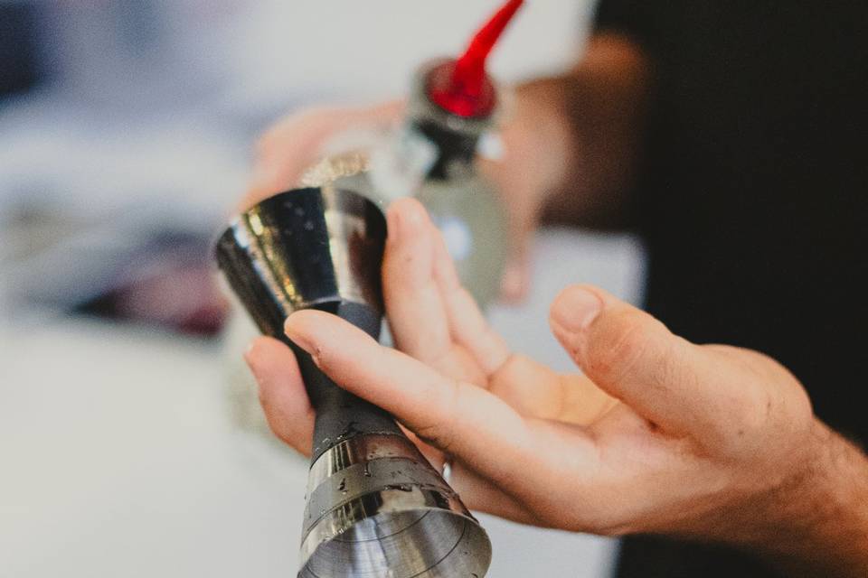 Pour