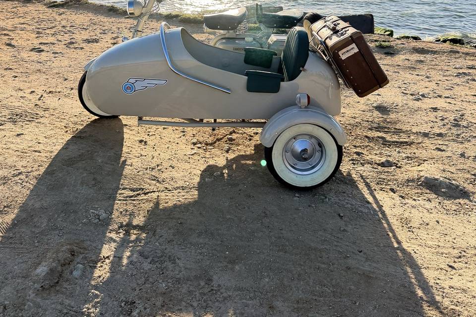 Lambretta 150D con Sidecar