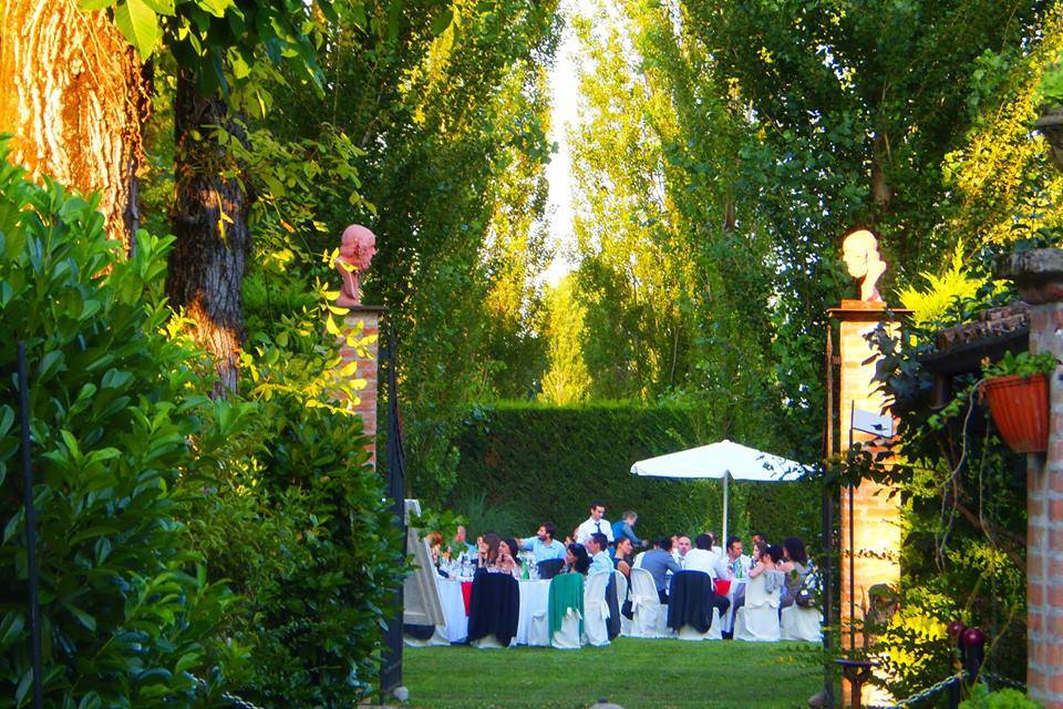 Cena in giardino