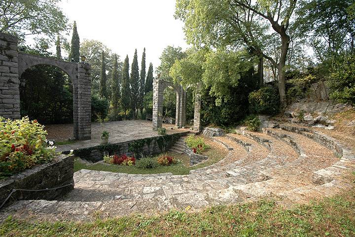 Anfiteatro in autunno