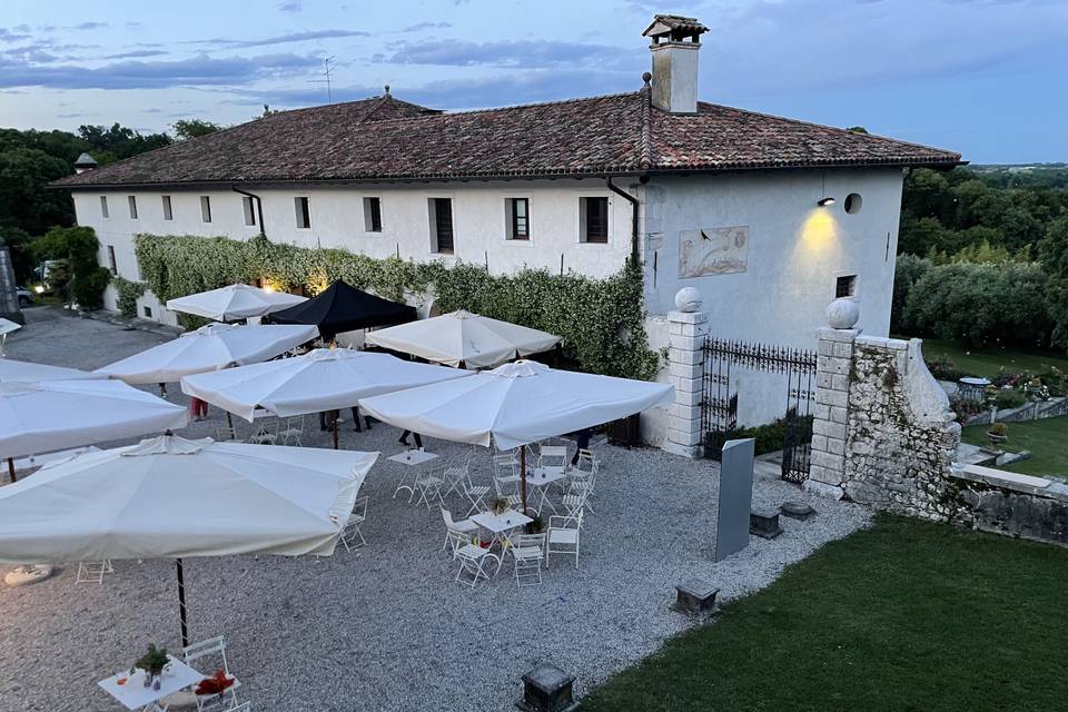 Allestimento Villa Policreti