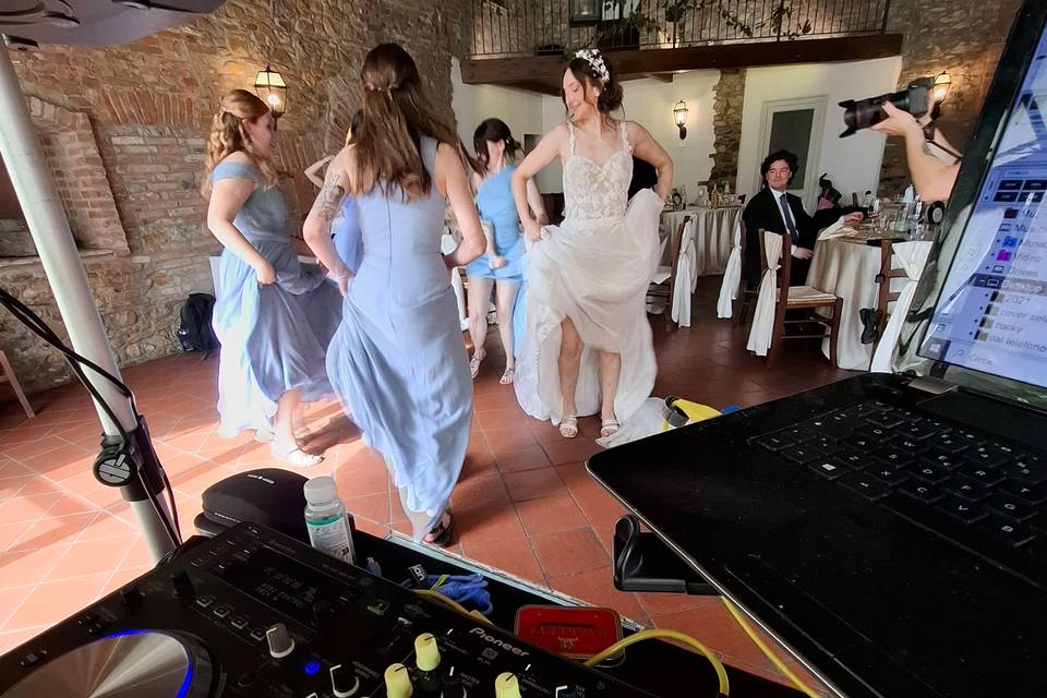 Qui si balla!