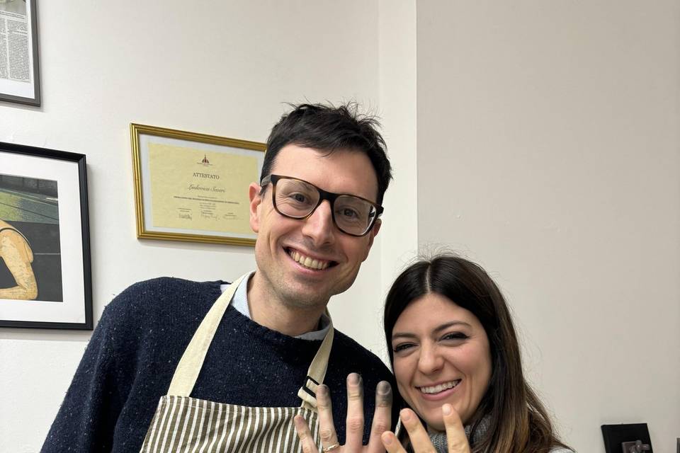 Sposi con le loro fedi