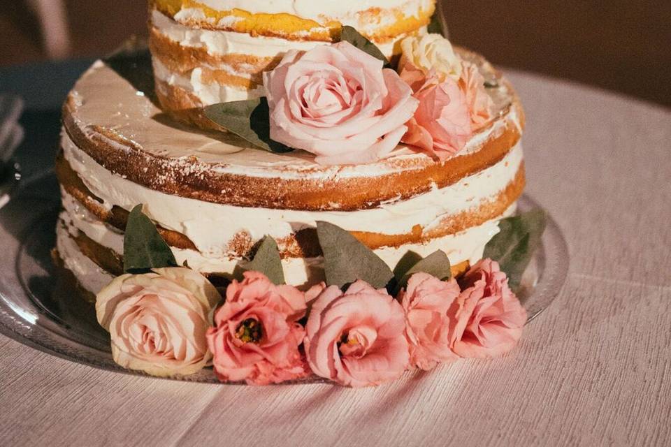 Naked cake