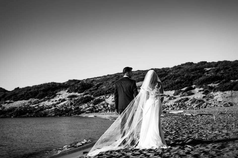 Summer elopement in Sicily.