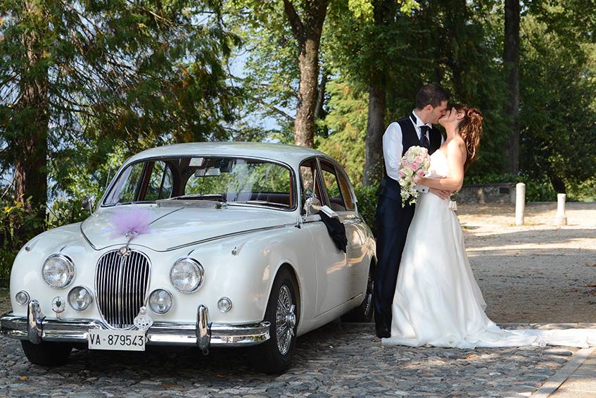 Bacio con Jaguar MK2