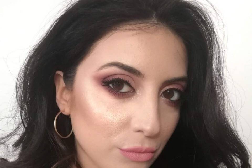 Shine makeup