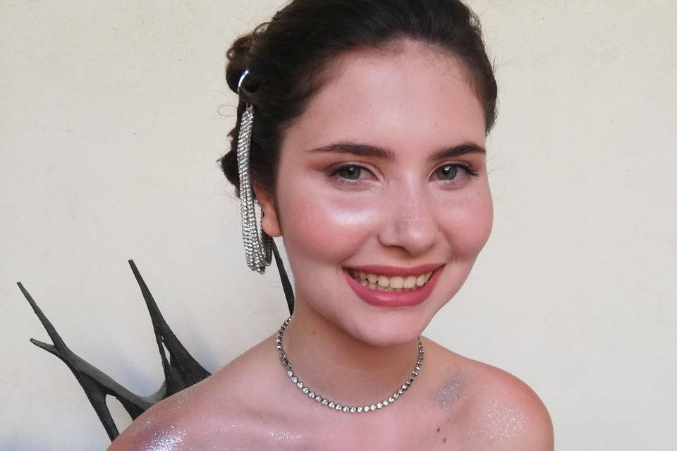 Shine makeup