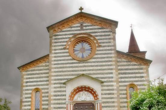 Una  chiesa di campagna