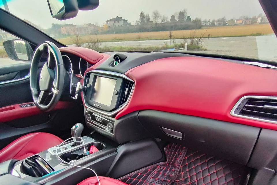 Maserati Ghibli - Interno