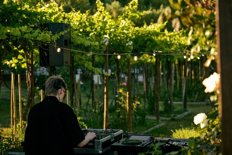 DJ Set nell'orto