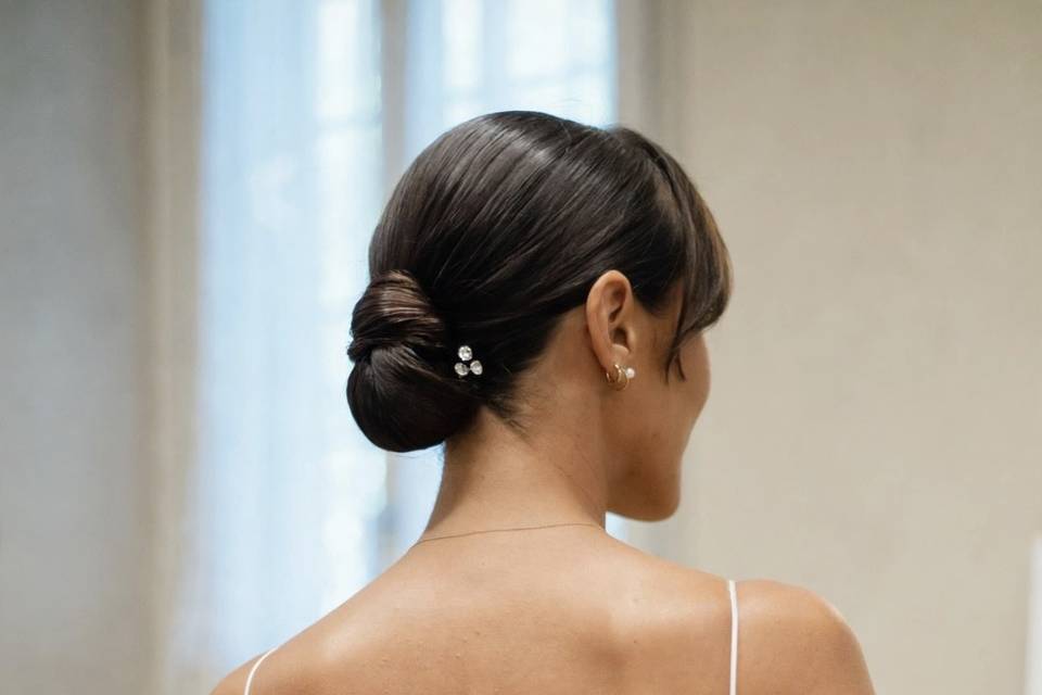 Sleek bun senza tempo