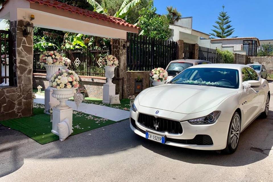 Maserati Ghibli Bianca