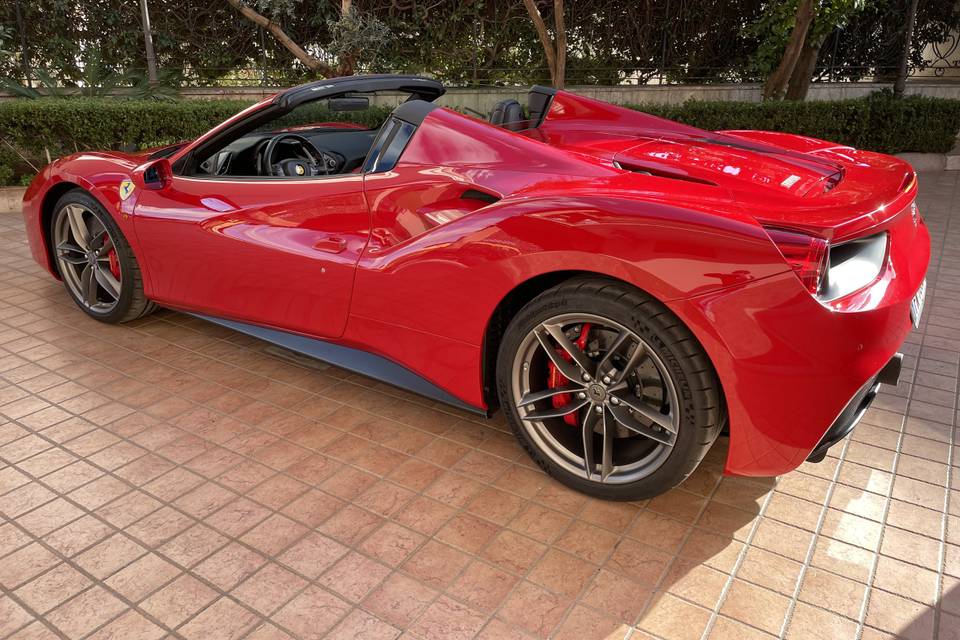 Ferrari 488 Spider